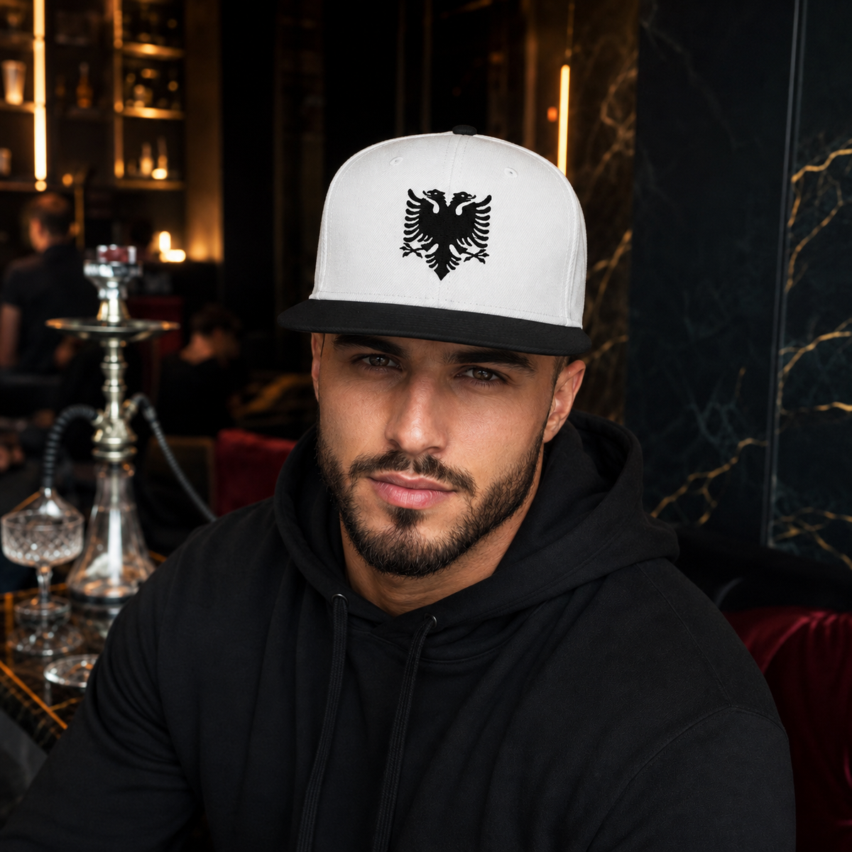 Shqip Wear Snapback Schwarz/Weiß