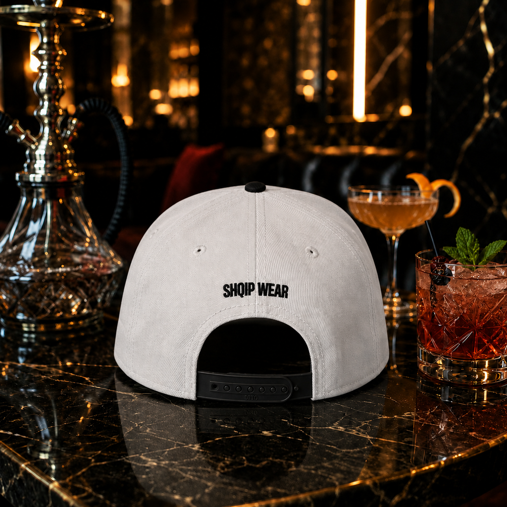 Shqip Wear Snapback Schwarz/Weiß