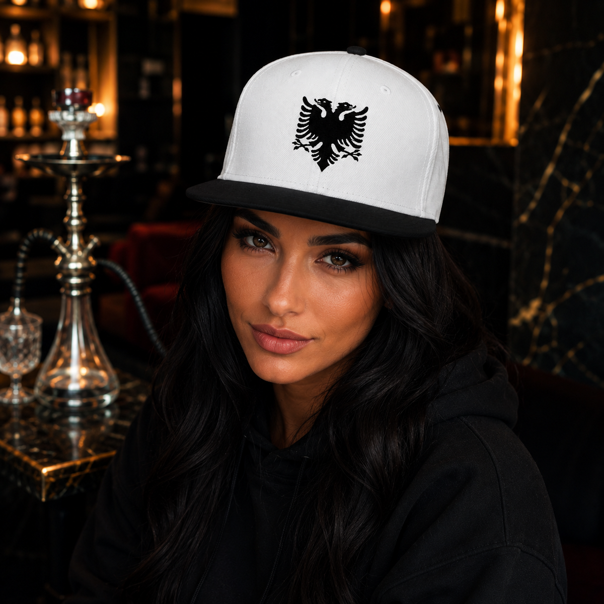 Shqip Wear Snapback Schwarz/Weiß